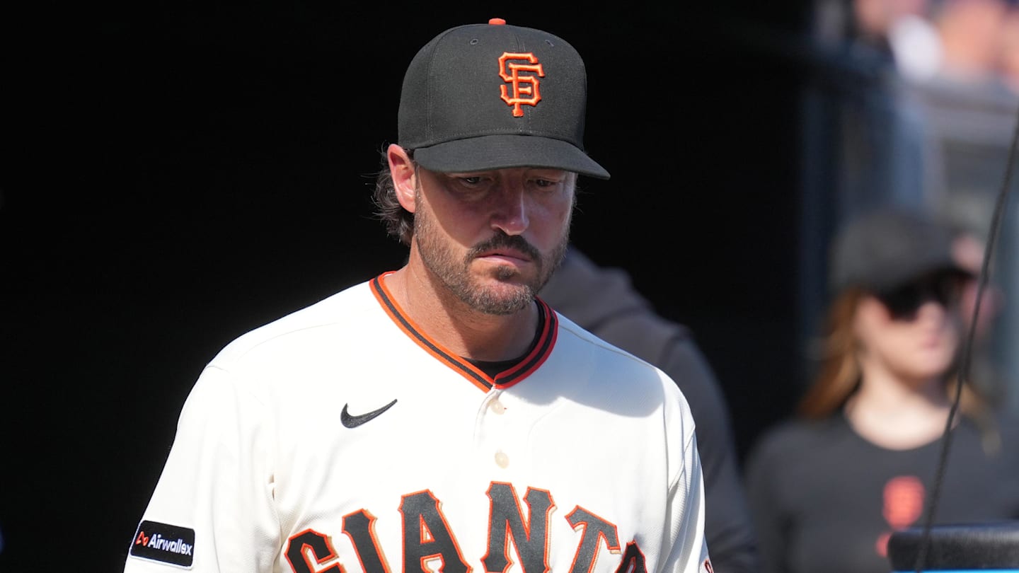 MLB Insider Defends Giants Manager Tony Vitello After Yankees Sweep