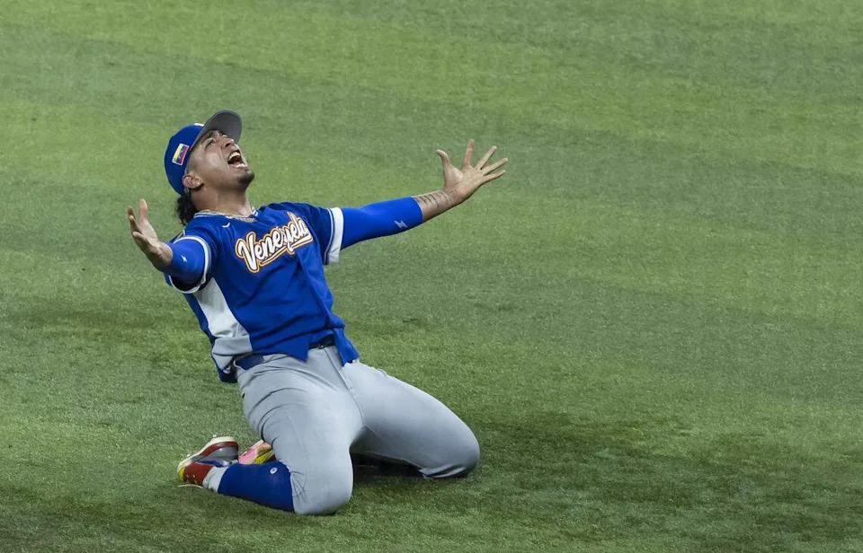 Venezuela pitcher Daniel Palencia (29) celebrates after defeating the United States in their World Baseball Classic final game at loanDepot Park on Tuesday, March 17, 2026, in Miami, Fla.