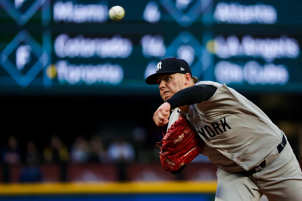Mar 30, 2026; Seattle, Washington, USA; New York Yankees pitcher Ryan Weathers (40) throws against the Seattle Mariners during the third inning at T-Mobile Park. Mandatory Credit: Joe Nicholson-Imagn Images