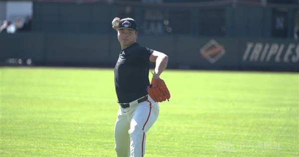 Astros' Teng Kai-wei yields one run in first 2026 spring training start