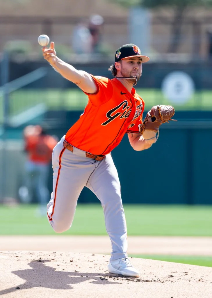 San Francisco Giants pitcher Landen Roupp against the Chicago White Sox. Mark J. Rebilas-Imagn Images
