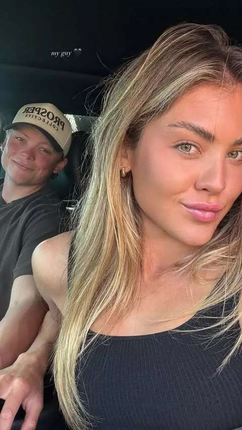 (Image via: Chloe Holliday's IG Story) Jackson and Chloe Holliday