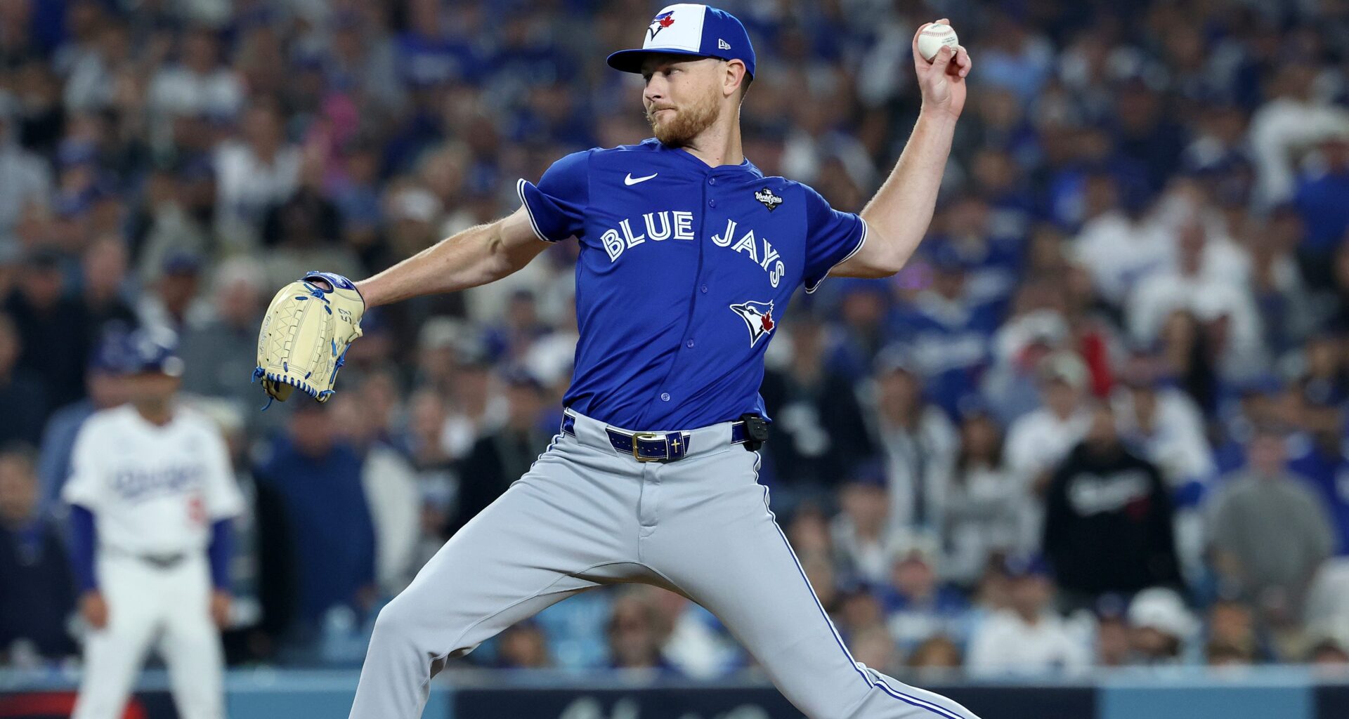 Blue Jays Trade Idea Lands Reds' Reliever in Player-Swap Deal for Eric Lauer After Hunter Greene News
