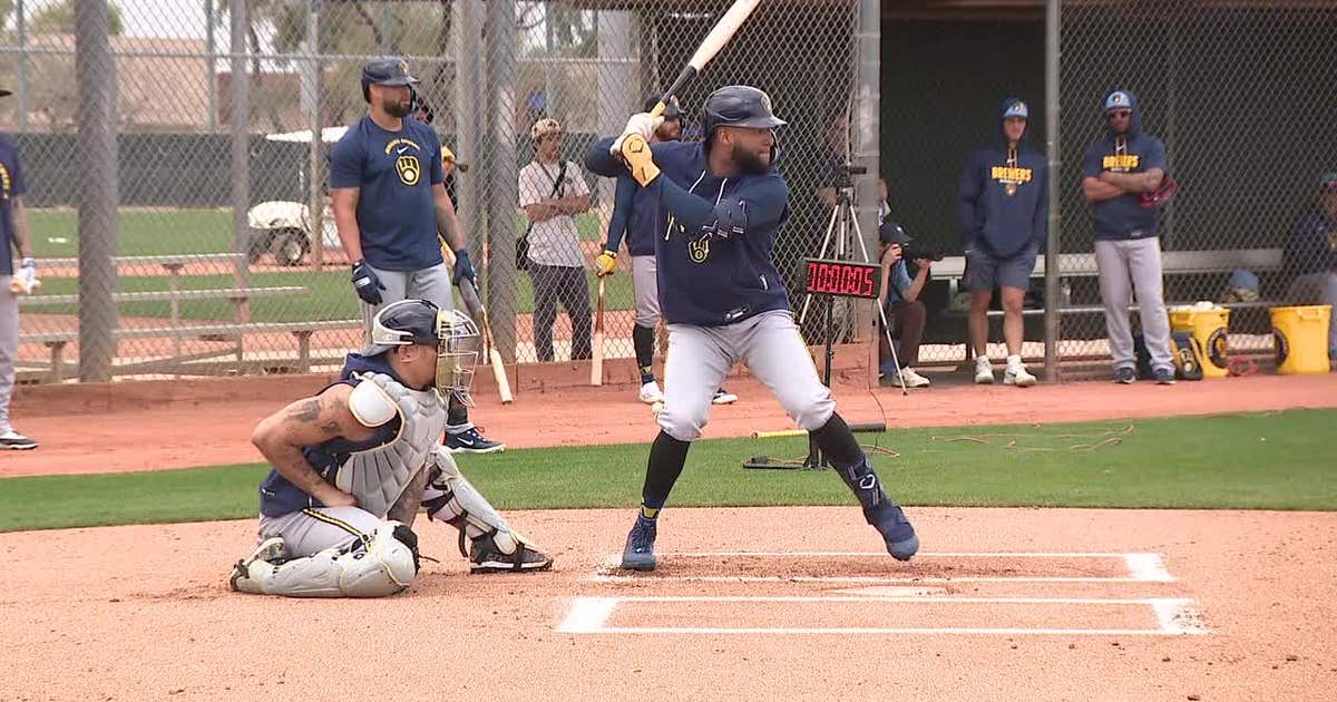 Brewers prepare for ABS challenge system in 2026 season