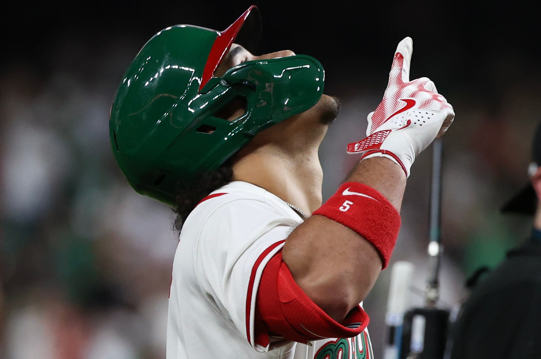 Snake Bytes, 3/9: World in Motion