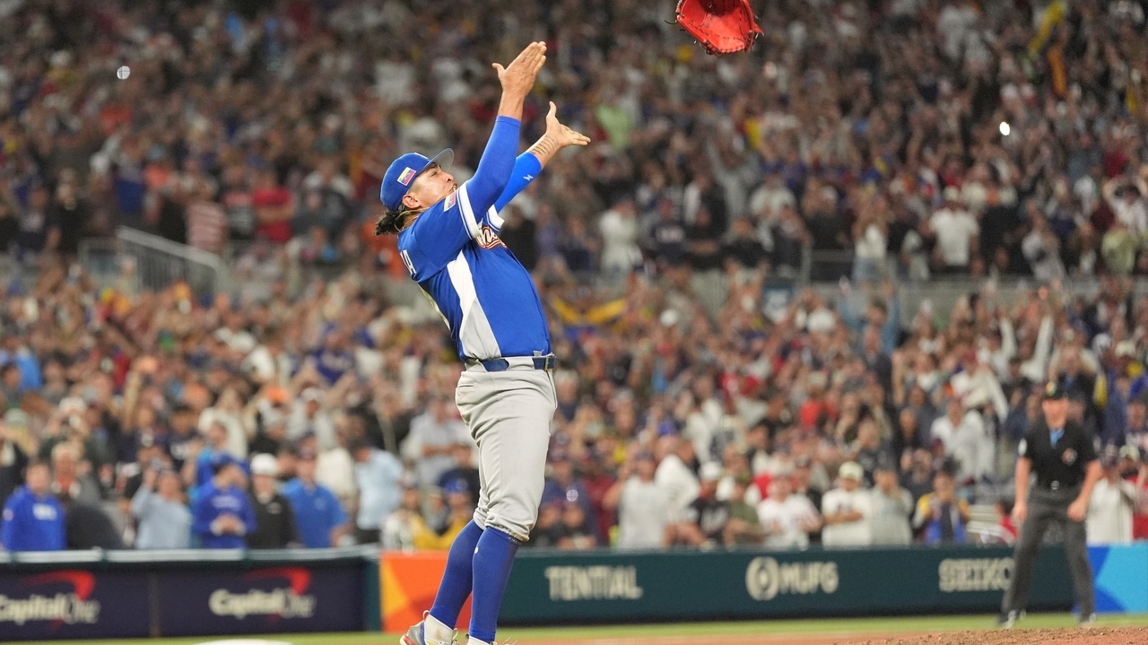 MLB teams pressure WBC managers to be careful with pitchers. Venezuela pushed back