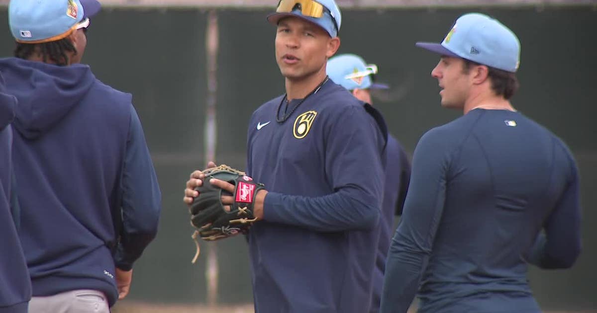 Brewers’ Perkins enters 2026 refreshed after difficult year