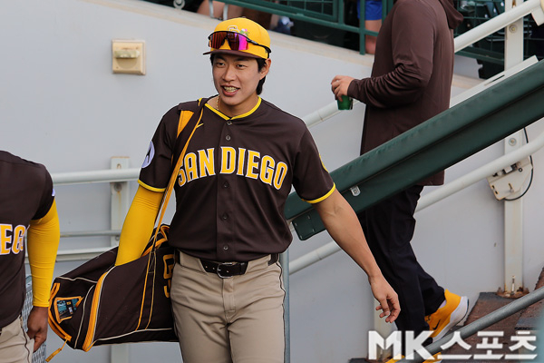 The San Diego team will take Song Sung-moon to the opening game, starting from the injured list. Photo = MK Sports DB