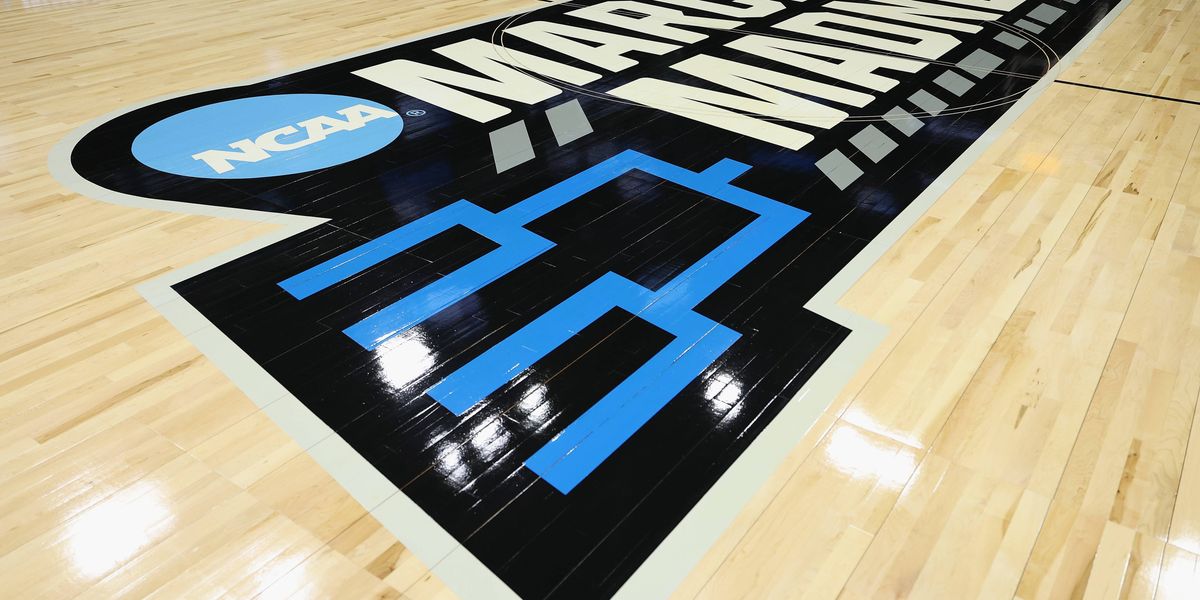 St. Louis tips off March Madness with a win for the region