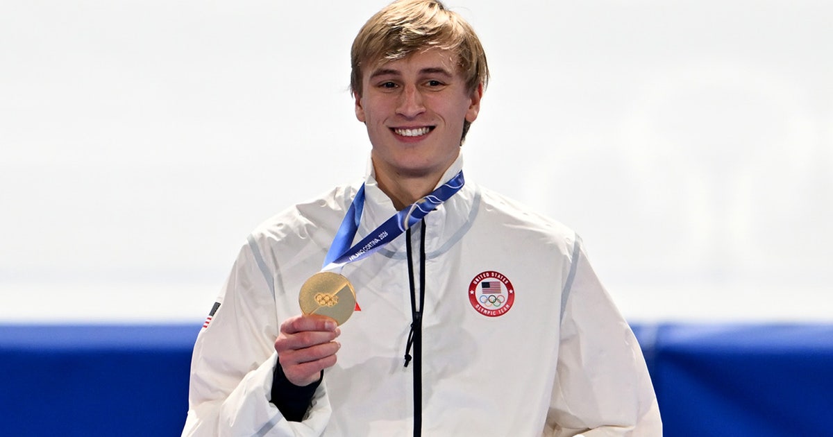 Brewers Opening Day: Jordan Stolz, Jordan Love to throw first pitch