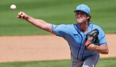 Brewers add to their bullpen depth by acquiring Jake Woodford from Rays