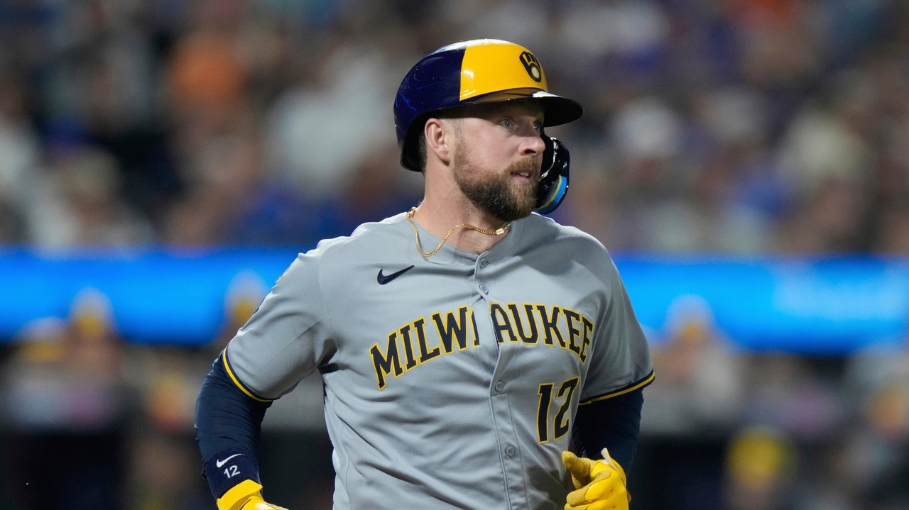 Cleveland Guardians add 1B Rhys Hoskins to active roster ahead of season opener against Mariners