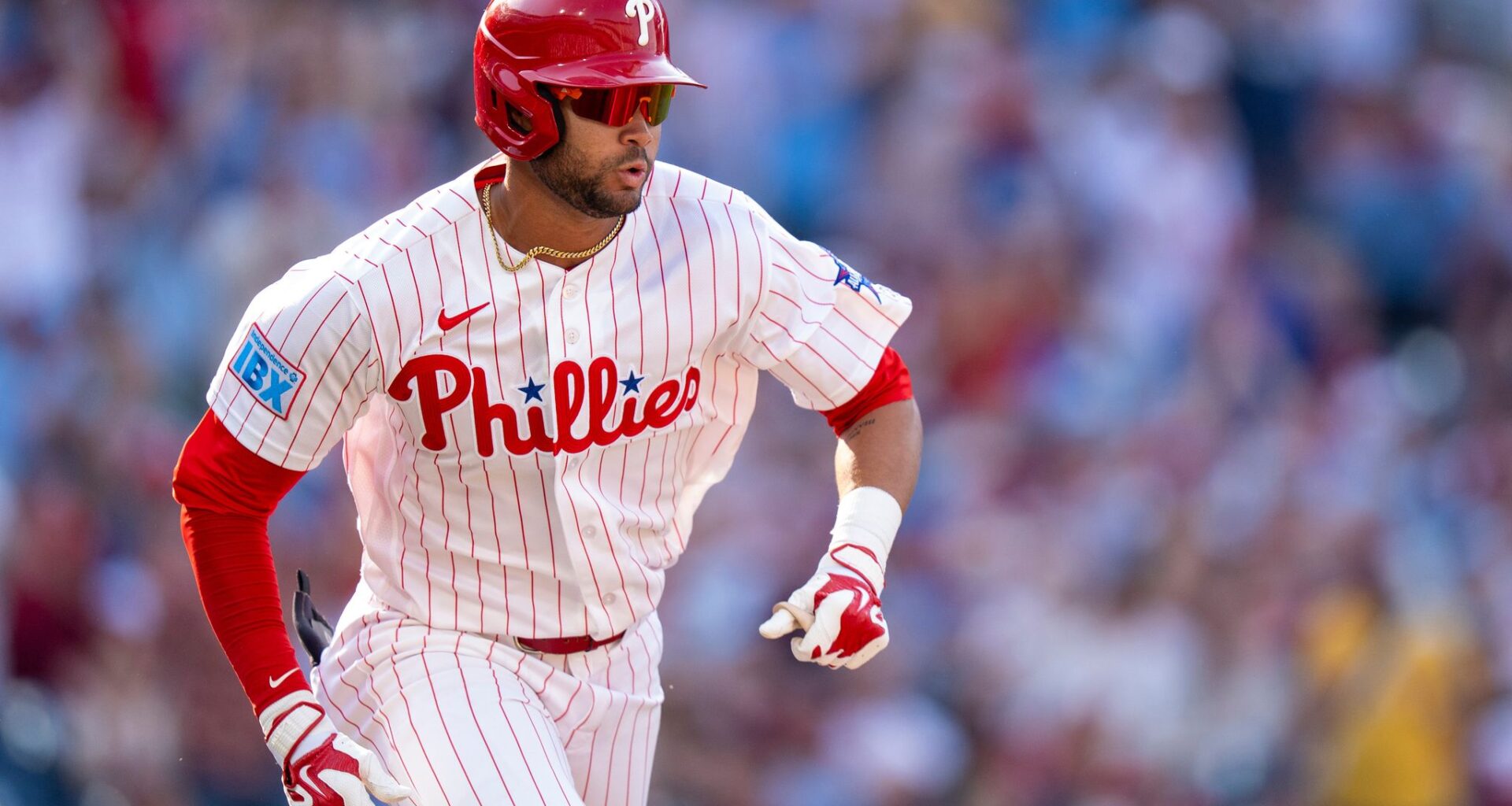 Justin Crawford gets 2 hits in anticipated debut for Phillies. His All-Star father hopes for 3,000