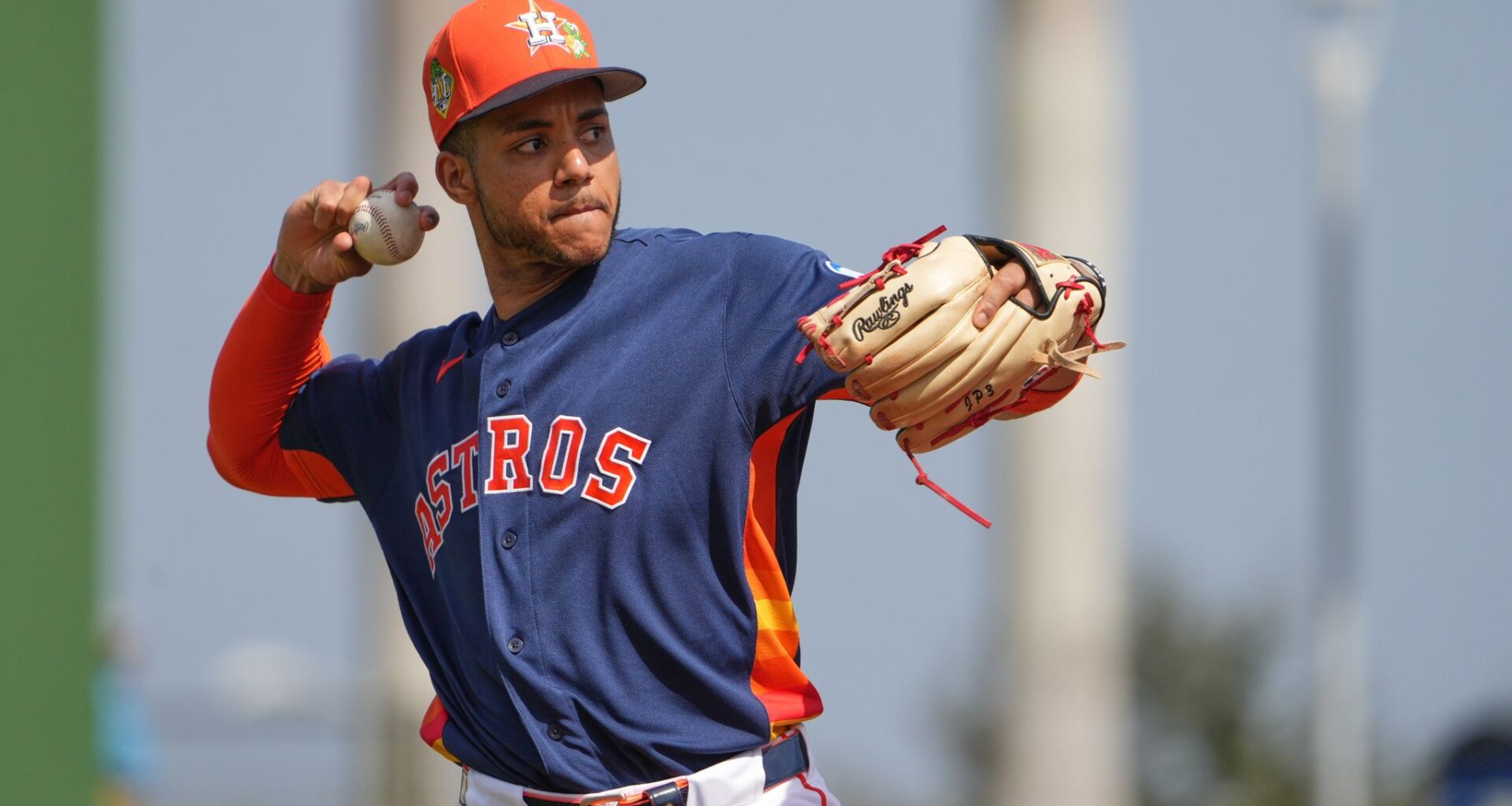 Astros shortstop Peña to return after broken finger kept him from opening day