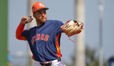 Astros shortstop Peña to return after broken finger kept him from opening day