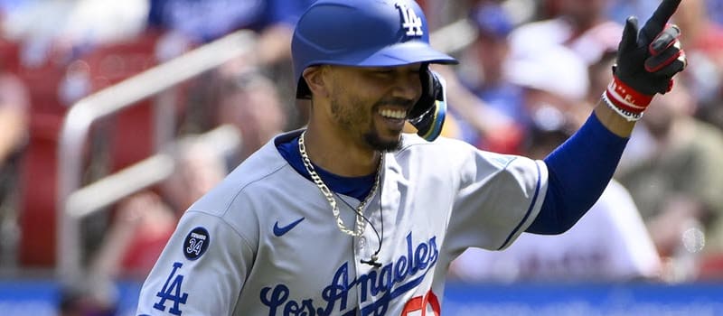 MLB DFS Picks: Top DraftKings Plays and Strategy