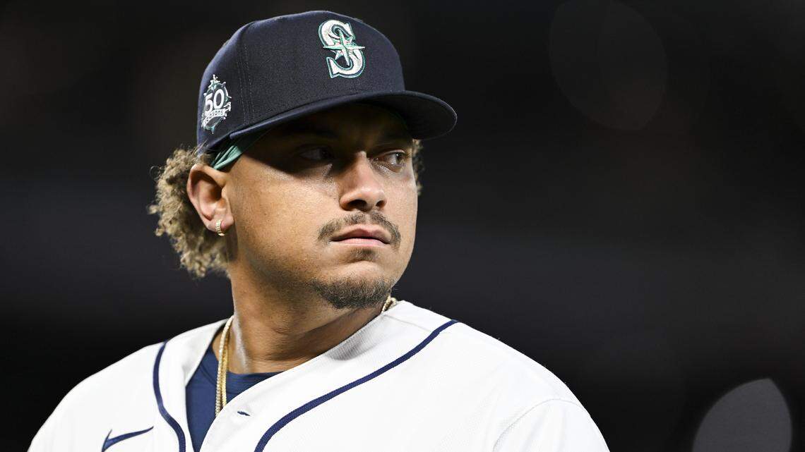 Ramirez, Guardians outslug Mariners on Opening Day, 6-4
