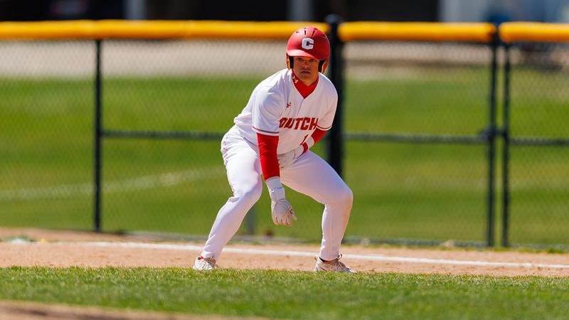 Dutch win baseball weekend series against Knights