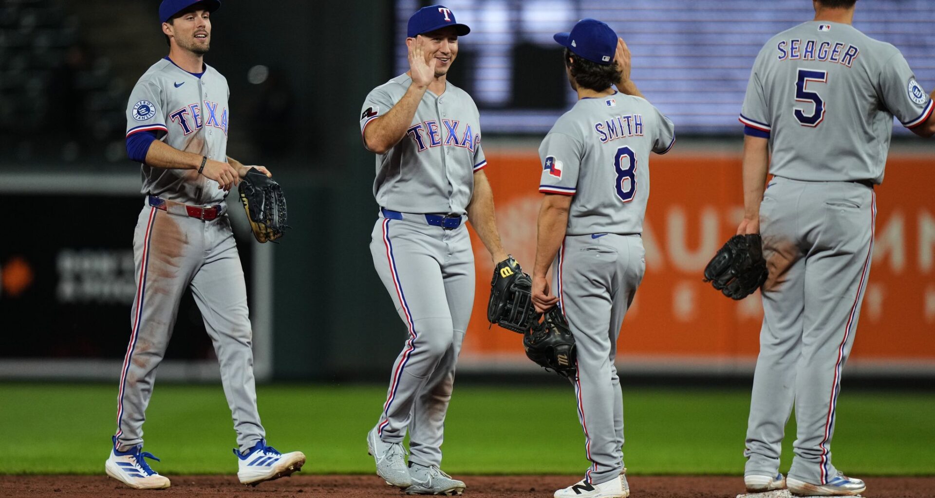 Leiter and Burger lead the Rangers to a 5-2 victory over the Orioles