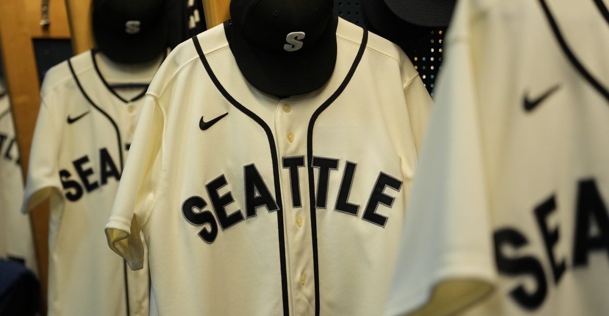 Mariners to debut new Steelheads jerseys for Sunday Night Baseball