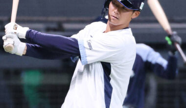 Practice hitting Kazunari Ishii (Camera, Masahiko Ikeuchi)