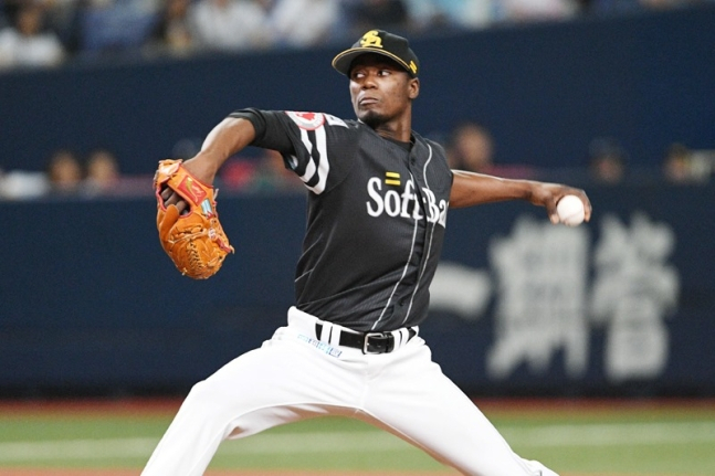 Monello./Photo = Softbank Hawks SNS