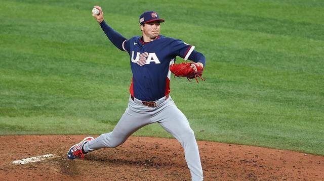 MIAMI, FLORIDA - MARCH 15: Mason Miller #19 of Team United States pitches against Team Dominican Republic during the ninth inning at loanDepot park on March 15, 2026 in Miami, Florida. (Photo by Megan Briggs/Getty Images)