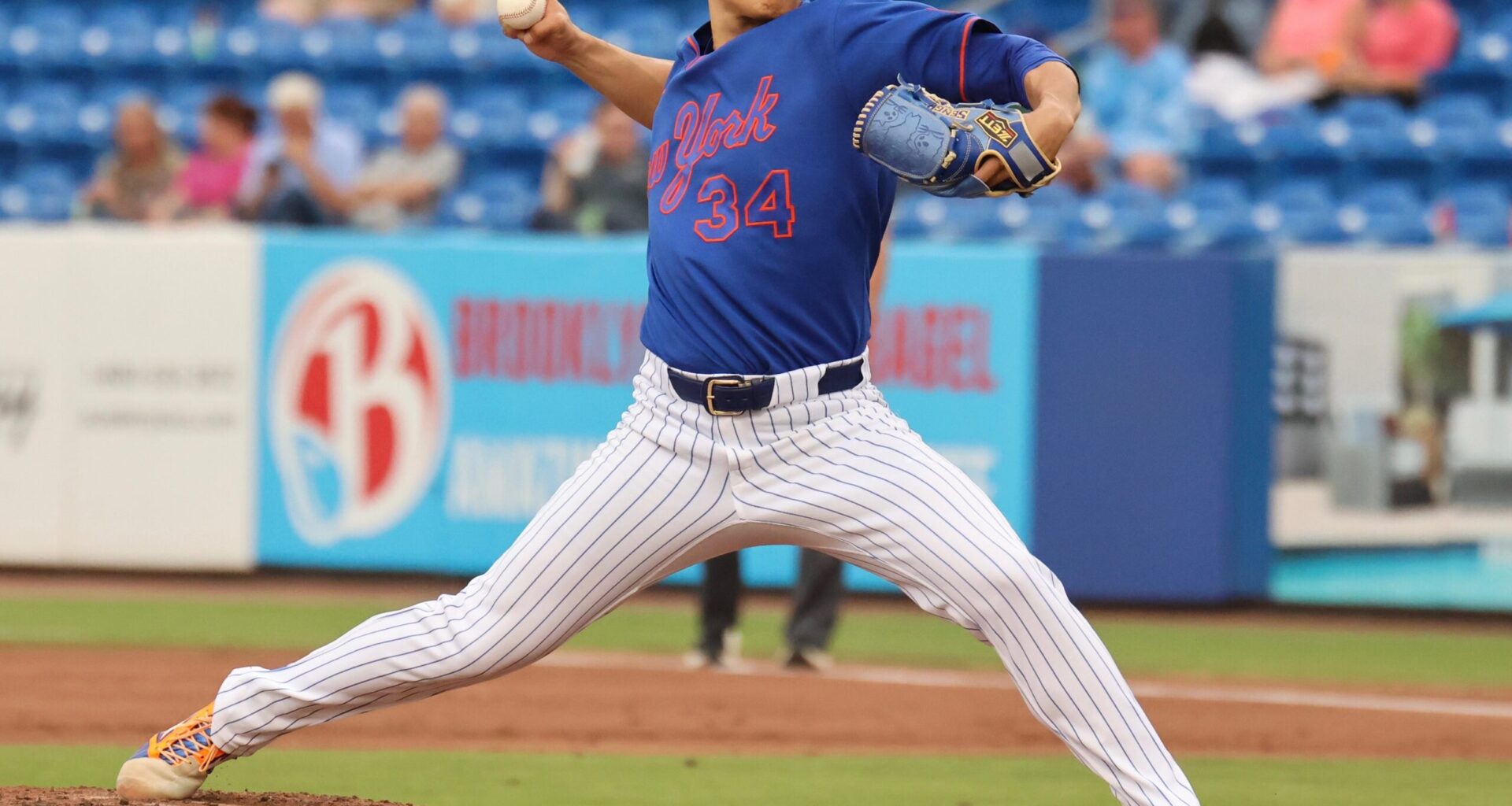 Senga Electric, Holmes Strong in Mets' 1-0 Loss to Marlins
