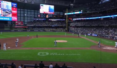 Murakami's Home Run Isn't Enough, Brewers beat White Sox 6-1