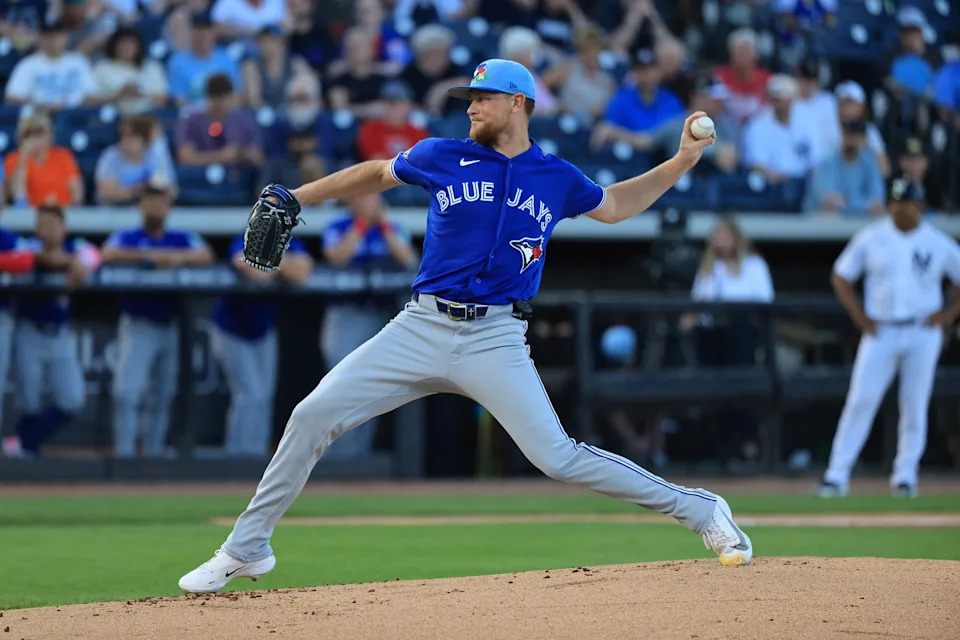 Toronto Blue Jays starting pitcher Eric Lauer (56) throws a pitch during the first inning against the New York Yankees at George M. Steinbrenner Field. Kim Klement Neitzel-Imagn Images