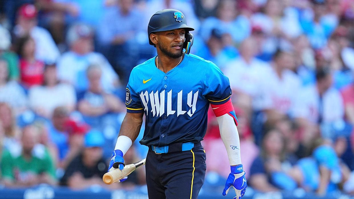 Johan Rojas looks on field