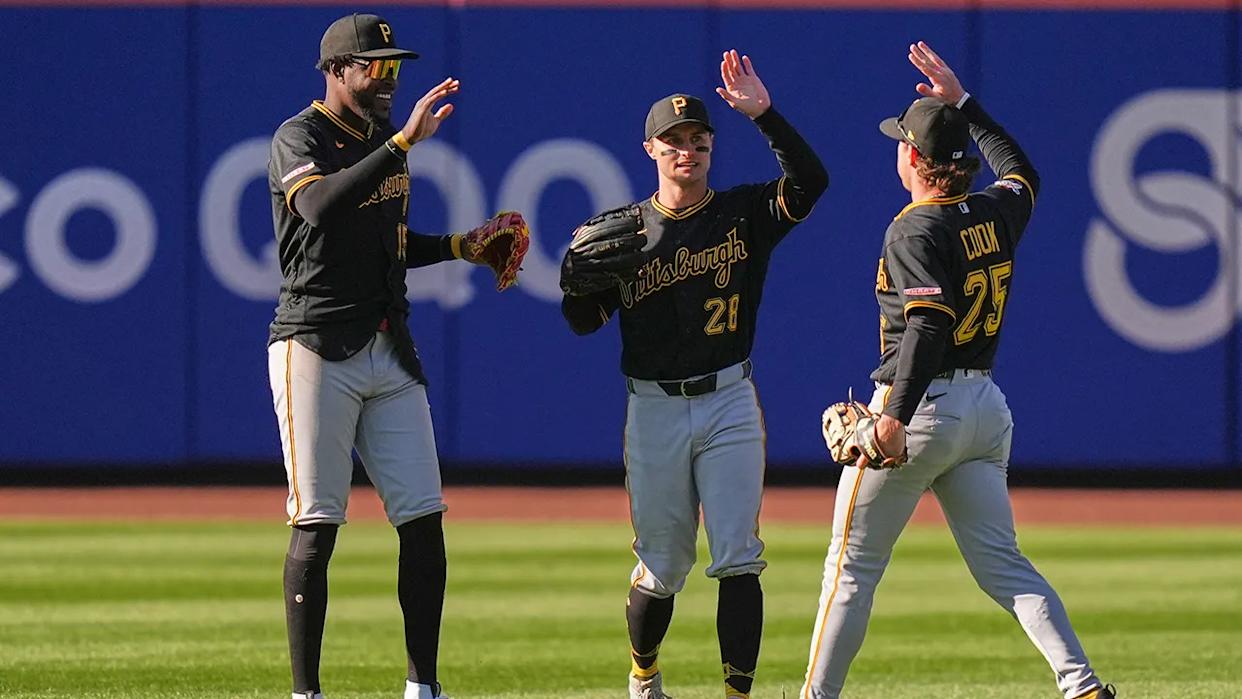 Pirates players celebrate