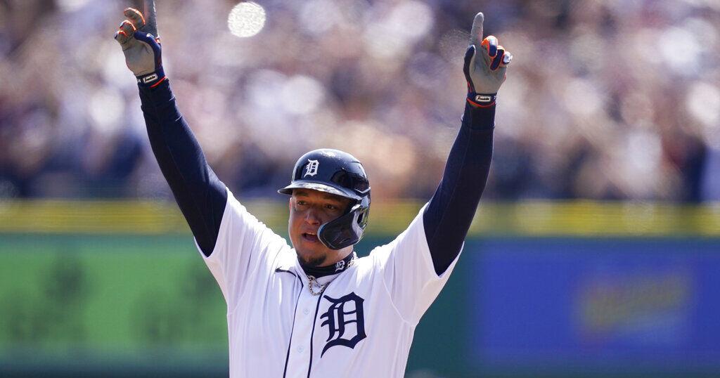 This Date in Baseball, March 28, 2014 — Detroit Tigers Miguel Cabrera signs biggest contract in major league history | Sports