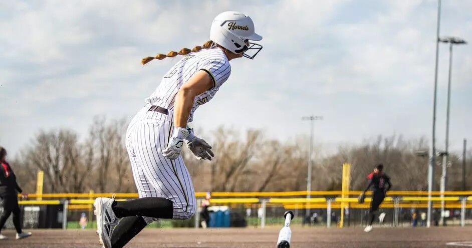 Lady Hornets Split Games at Midwest College Classic, Weather Shut Down Rest of Tournament | Free