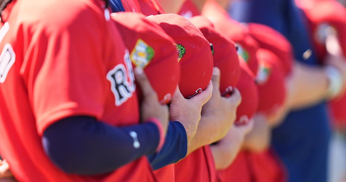 Red Sox prospect Erik Rivera pitches in Boston uniform for Puerto Rico in exhibition | National Sports