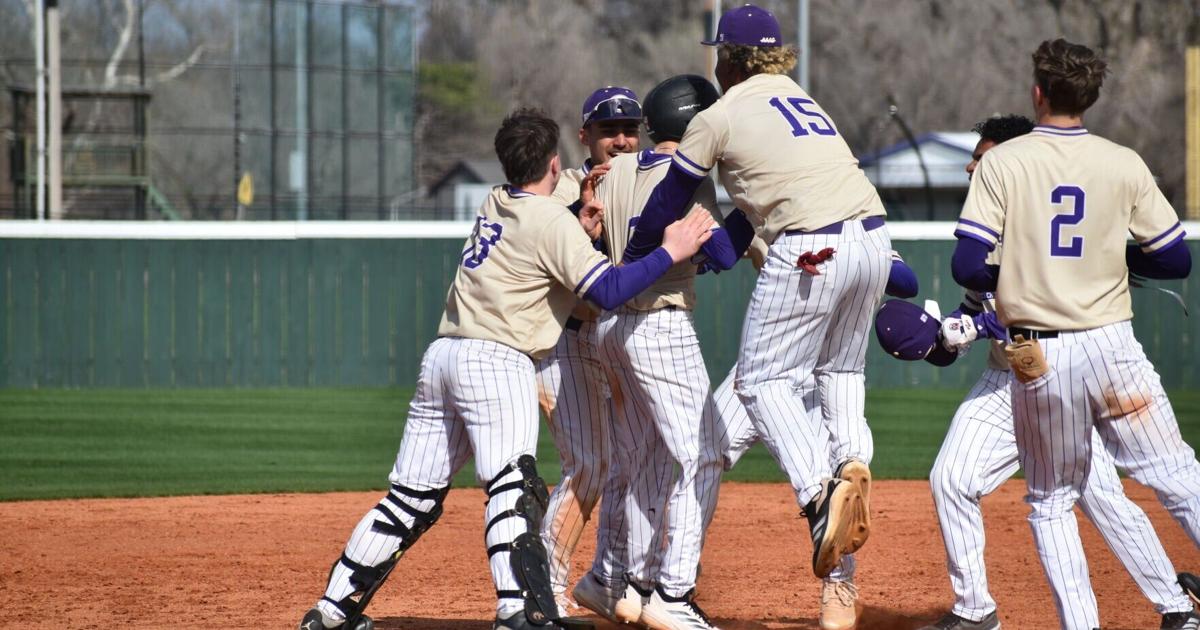 Fightin’ Chicks walk-off Elk City in extra innings, 7-6 | Sports