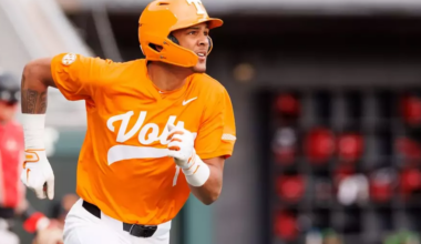 #19 Tennessee Volunteers blow five-run lead, drop series finale to #8 Georgia Bulldogs with 8-7 loss | Local Sports