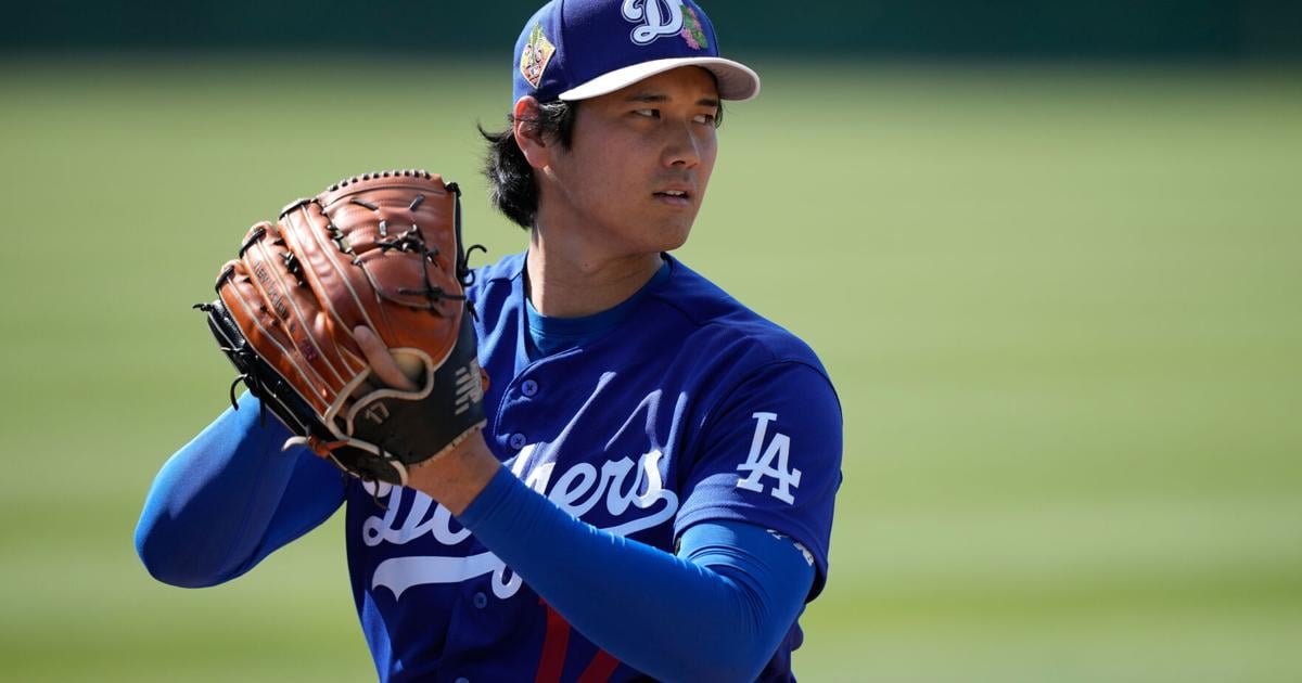 Shohei Ohtani will return to mound for Dodgers in spring training game Wednesday against Giants | MLB
