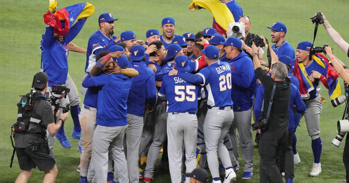 Venezuela beats US 3-2 on Suárez’s 9th-inning double to win first World Baseball Classic title | Professional