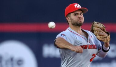 Ex- Arizona baseball star nearing 500 coaching victories