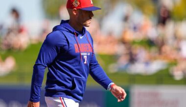 Rangers rookie pitcher finds out he made the team during a mound visit from manager | National Sports