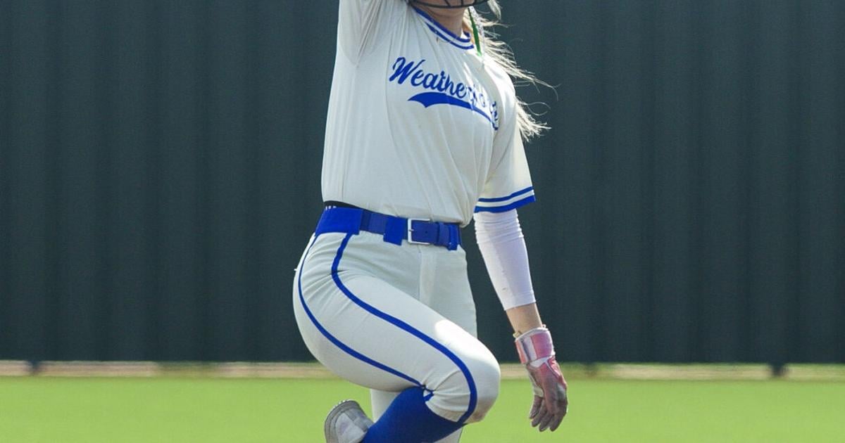 Lady Roos snap two-game skid; inch closer to playoff berth | Sports