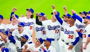 Dodgers get glittering World Series jewelry | Sports