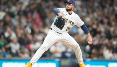 Brewers pitching staff keeps White Sox quiet to secure win