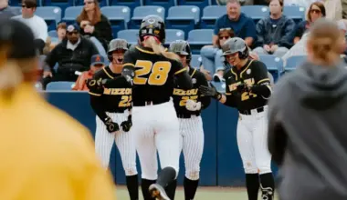 Missouri completes first SEC sweep since 2024 with 6-4 win over Auburn | Outdoors