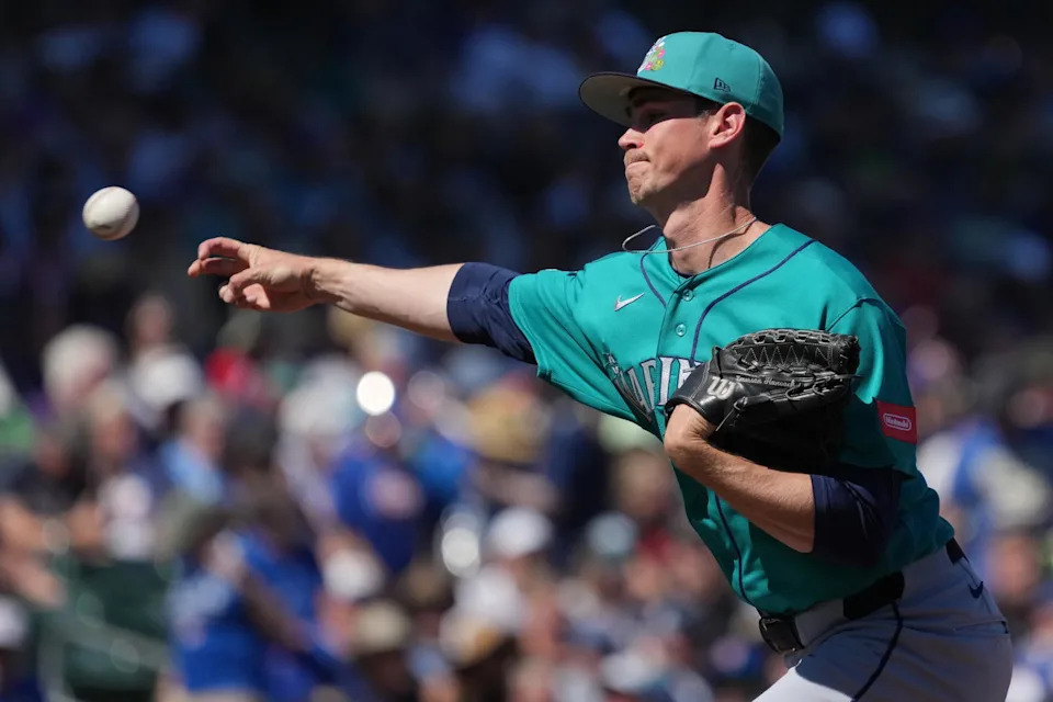 Seattle Mariners pitcher Emerson Hancock (26) throws against the Chicago Cubs in the first inning at Sloan Park. Rick Scuteri-Imagn Images