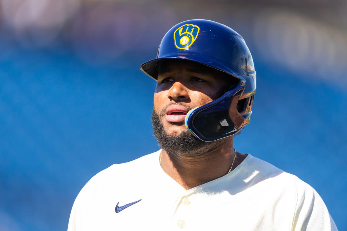 Milwaukee Brewers outfielder Jackson Chourio (11)© Mark J&period; Rebilas-Imagn Images