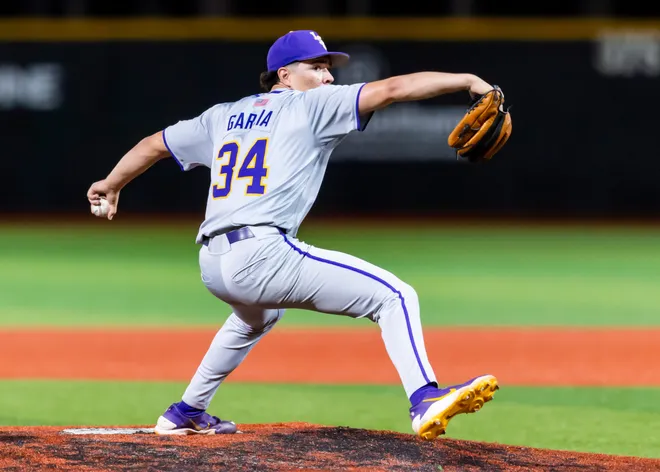 Santiago Garcia 34, Louisianas Ragin Cajuns Baseball beats the LSU Tigers 7-2 at M.L. Tigue Moore Field in Lafayette, LA. Wednesday, March 4, 2026.