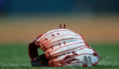 9th inn. walk-off error dooms Texas baseball at Auburn