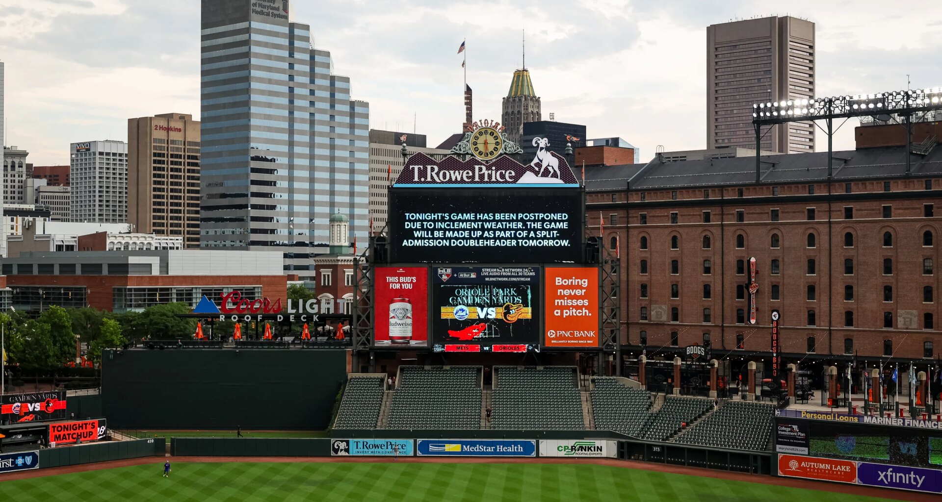 Orioles' clever scoreboard reveal shows just how small the old one was